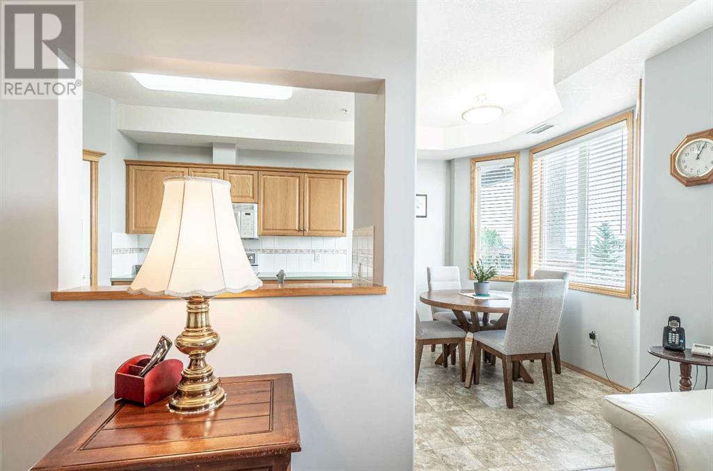 Single Family House for Sale in   Everstone Drive SW Evergreen Calgary 