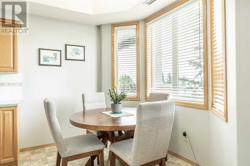 Single Family House for Sale in   Everstone Drive SW Evergreen Calgary 