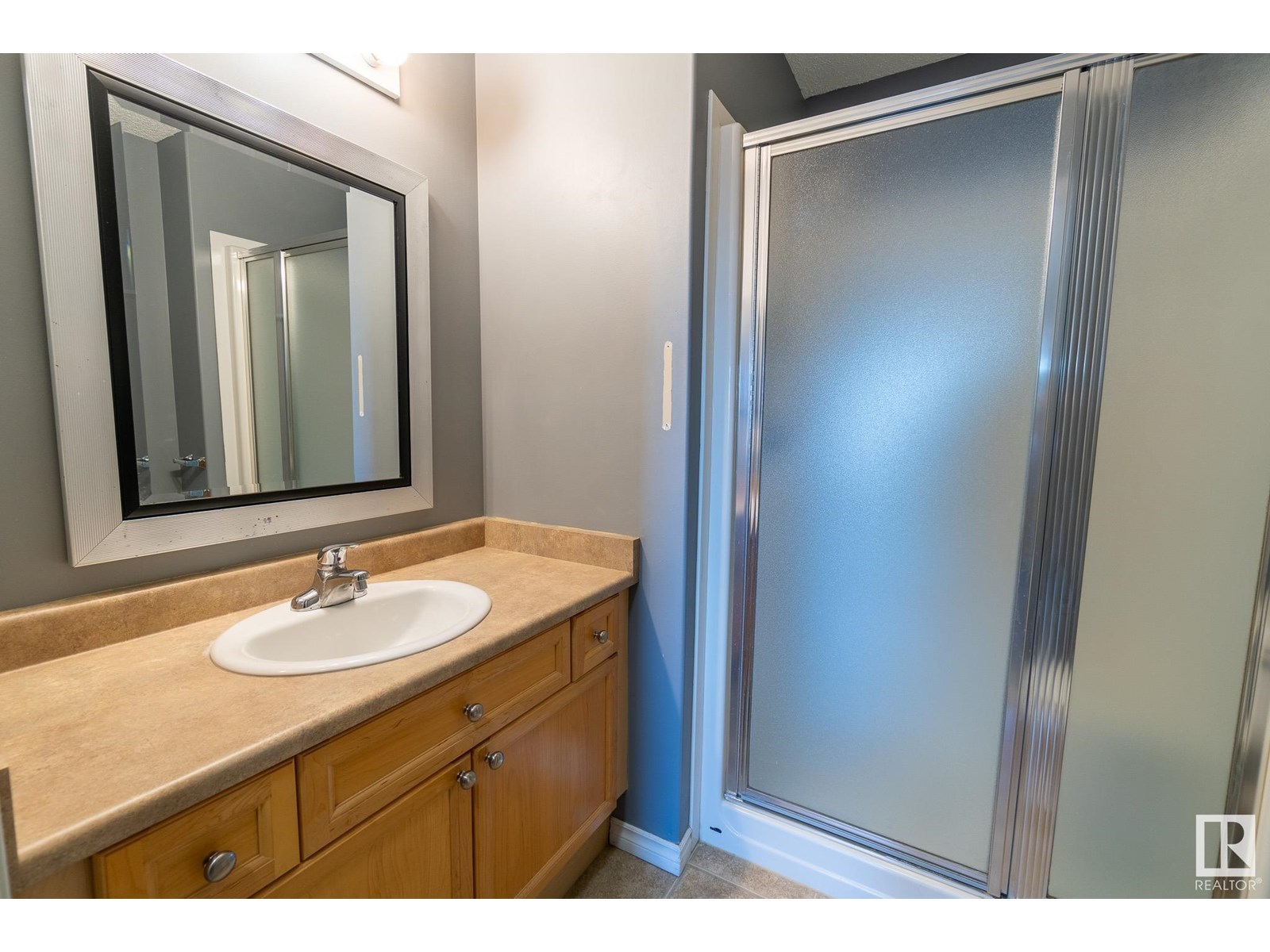 Photo 8 of 118 16807 100 Av Nw, Edmonton AB