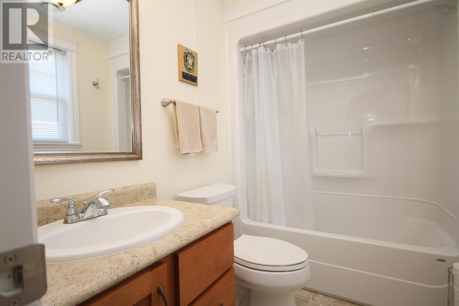 Property 15 of 29 of 80 Hideaway Drive