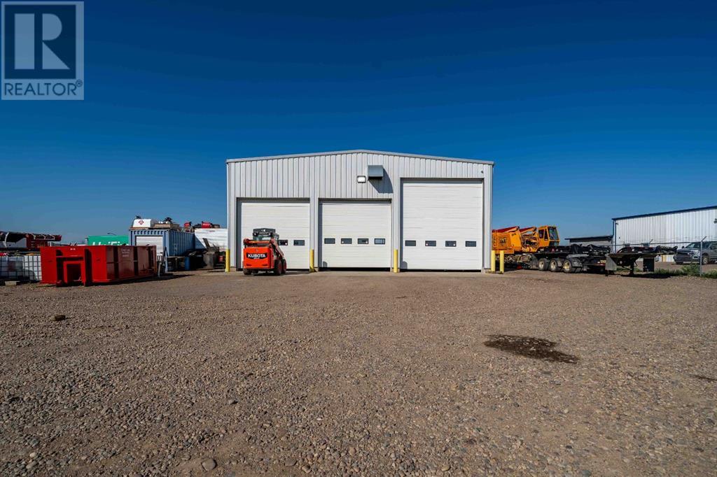 Photo 3 of 150 Saskatchewan Drive Ne, Redcliff AB