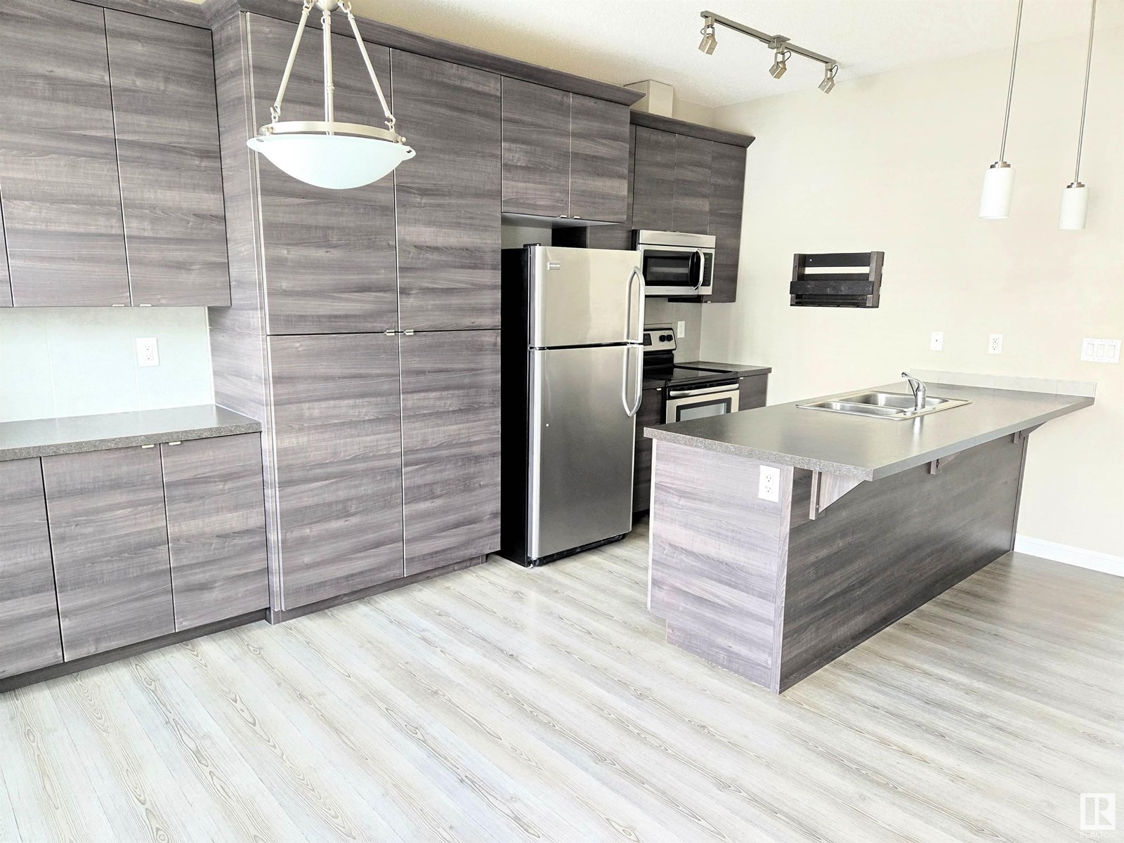 Photo 20 of 62 3710 Allan Dr Sw, Edmonton AB