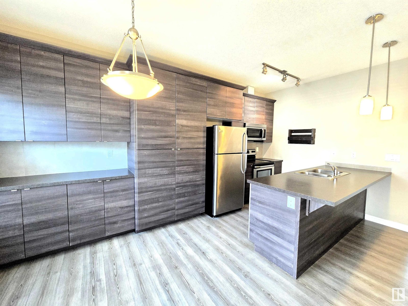 Photo 21 of 62 3710 Allan Dr Sw, Edmonton AB
