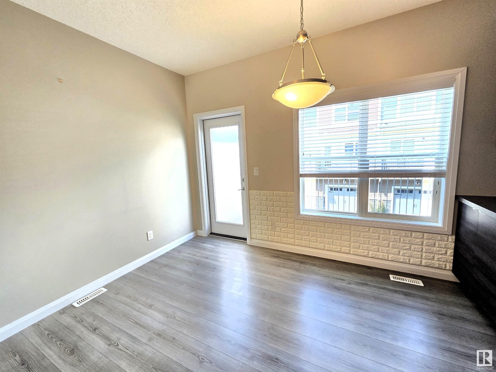 Photo 24 of 62 3710 Allan Dr Sw, Edmonton AB