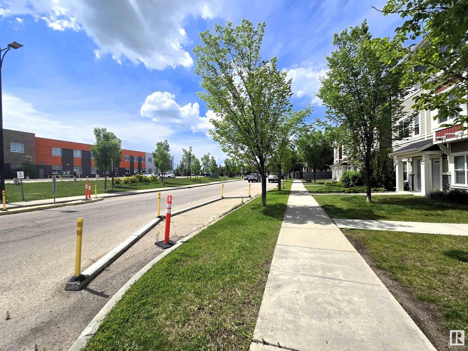Photo 4 of 62 3710 Allan Dr Sw, Edmonton AB