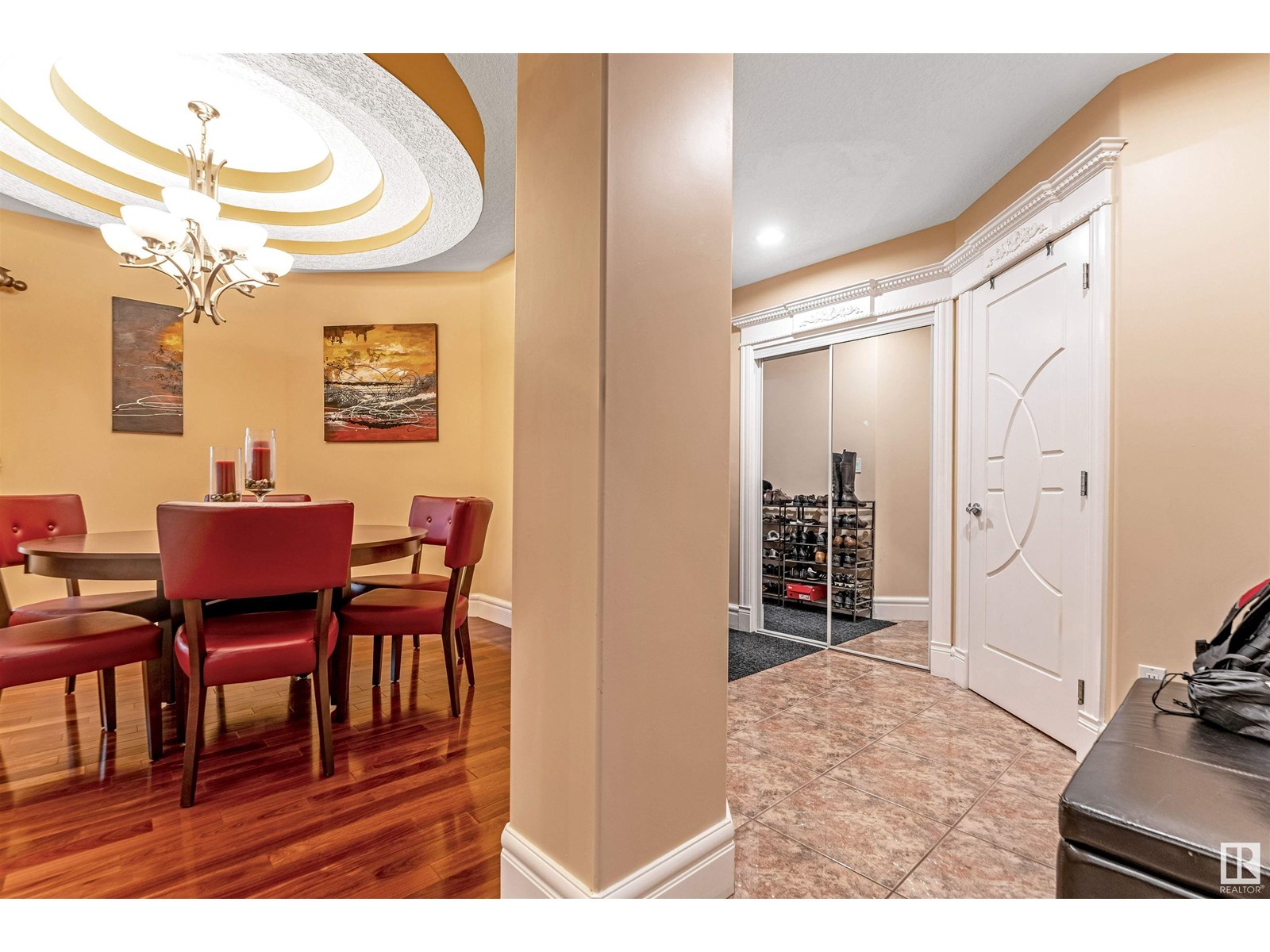Photo 19 of 6807 18 Av Sw, Edmonton AB