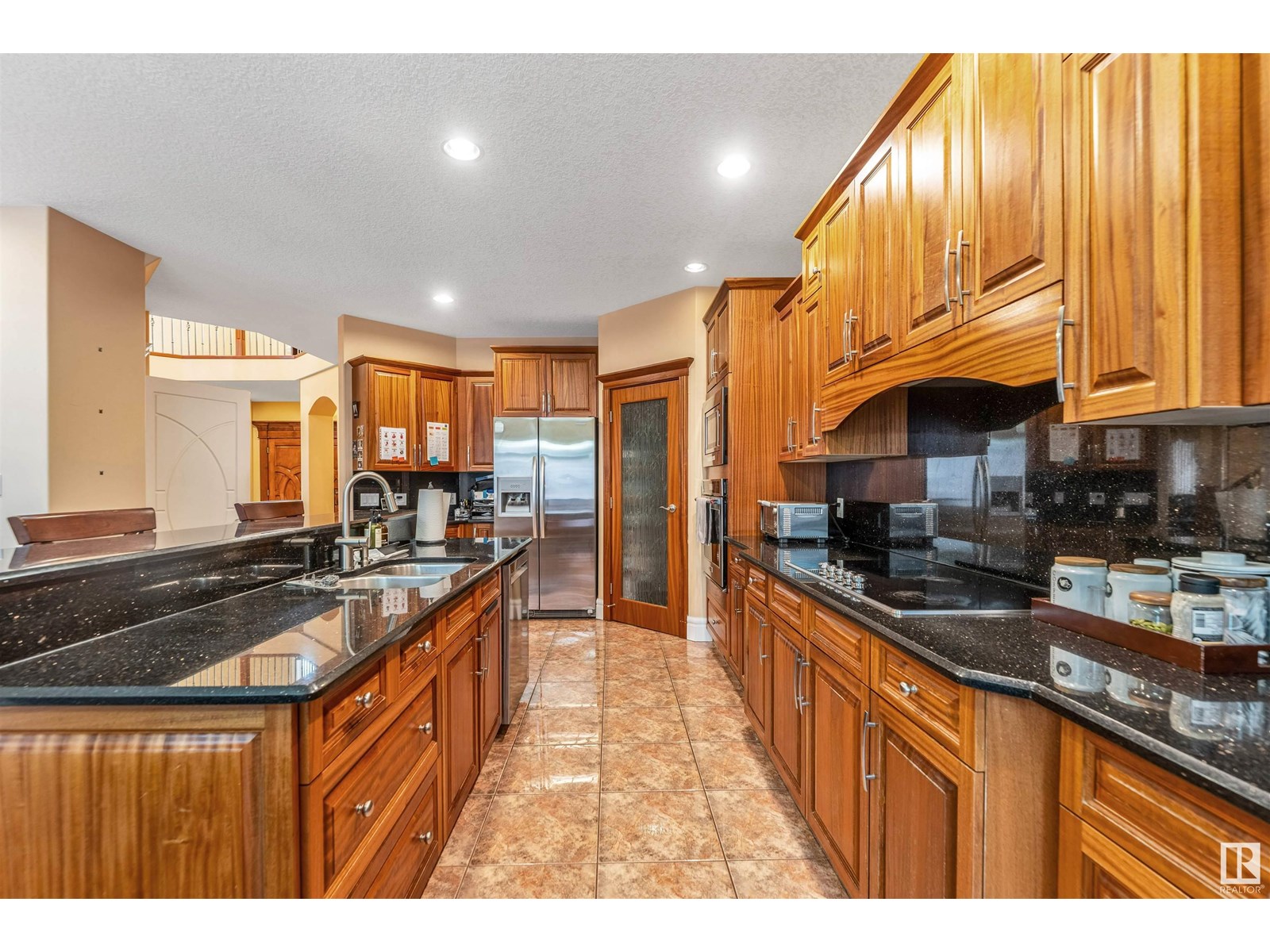 Photo 22 of 6807 18 Av Sw, Edmonton AB