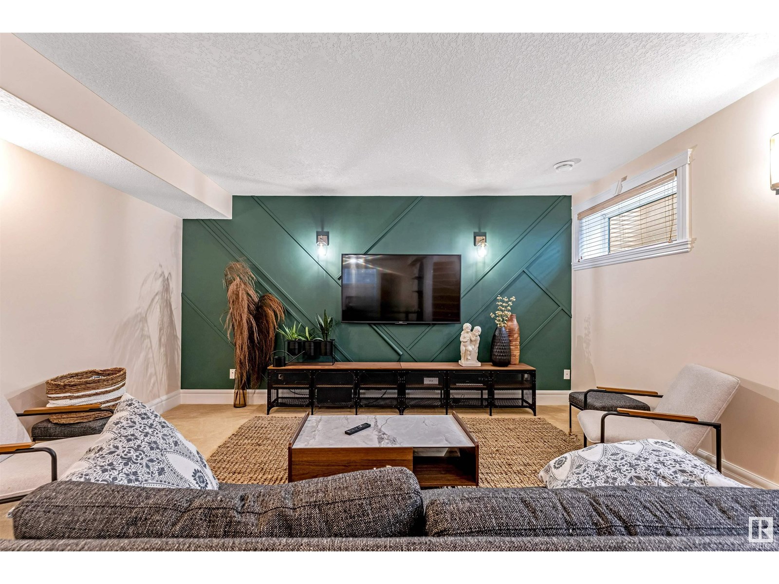 Photo 72 of 6807 18 Av Sw, Edmonton AB