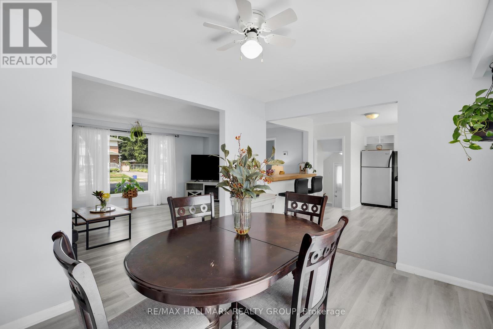 Photo 9 of 81 Reynolds Drive, Brockville ON