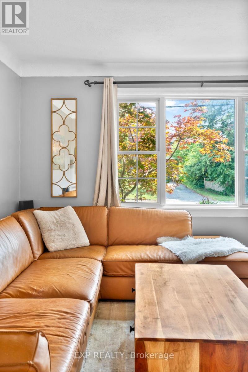 Photo 23 of 421 Greenwood Avenue, Ottawa ON