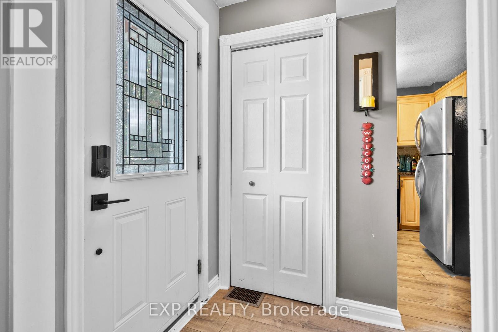 Photo 8 of 421 Greenwood Avenue, Ottawa ON
