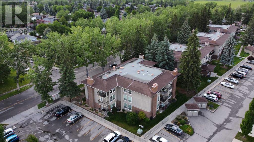 Single Family House for Sale in   Midridge Drive SE Midnapore Calgary 