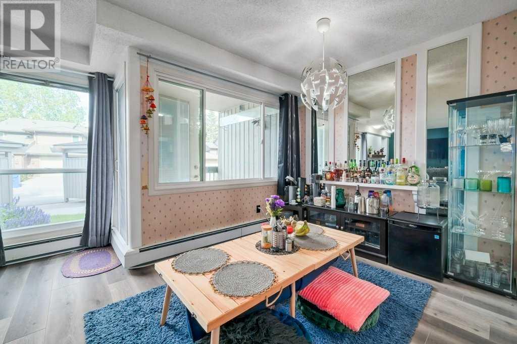 Single Family House for Sale in   Midridge Drive SE Midnapore Calgary 