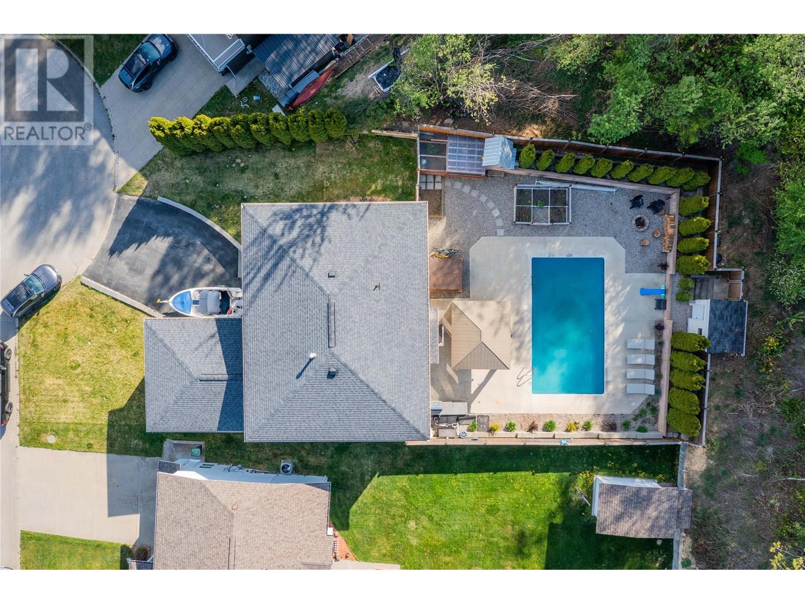 3410 Windsor Place, Castlegar