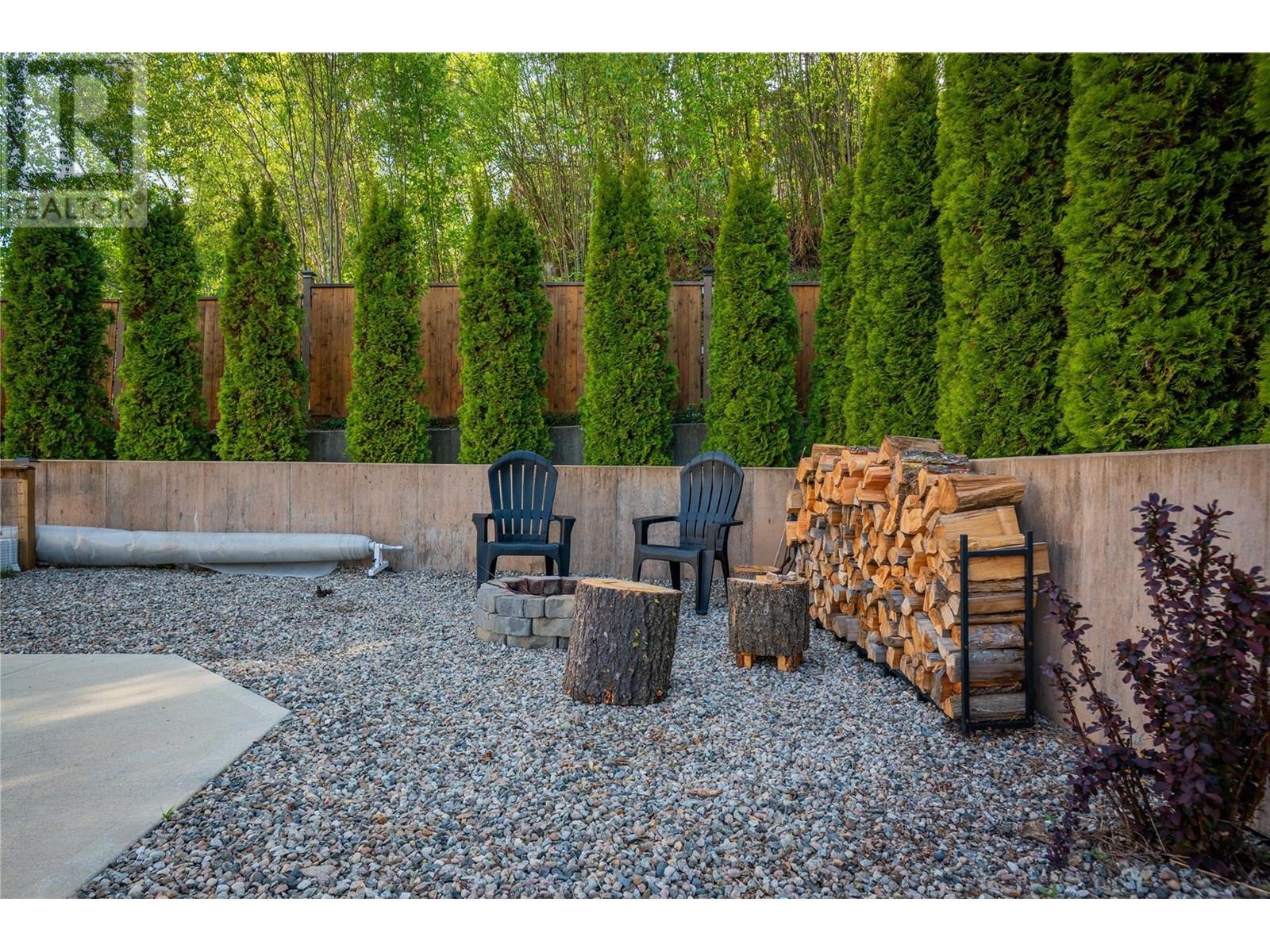3410 Windsor Place, Castlegar