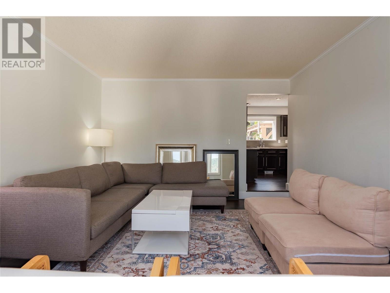 3410 Windsor Place, Castlegar