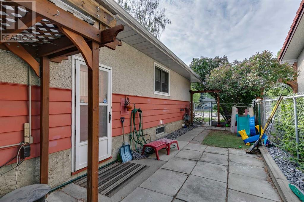 Multi-family House Bungalow for Sale in  &  Lissington Drive SW North Glenmore Park Calgary 