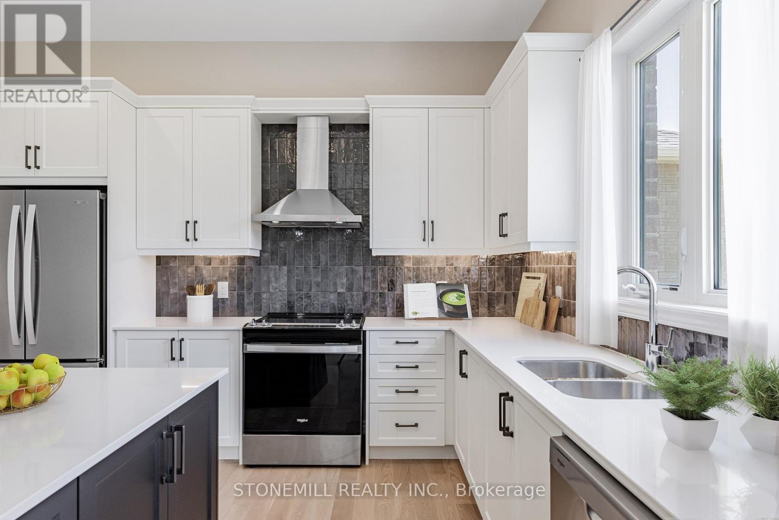 Photo 9 of 101 Denney Drive, Essa ON