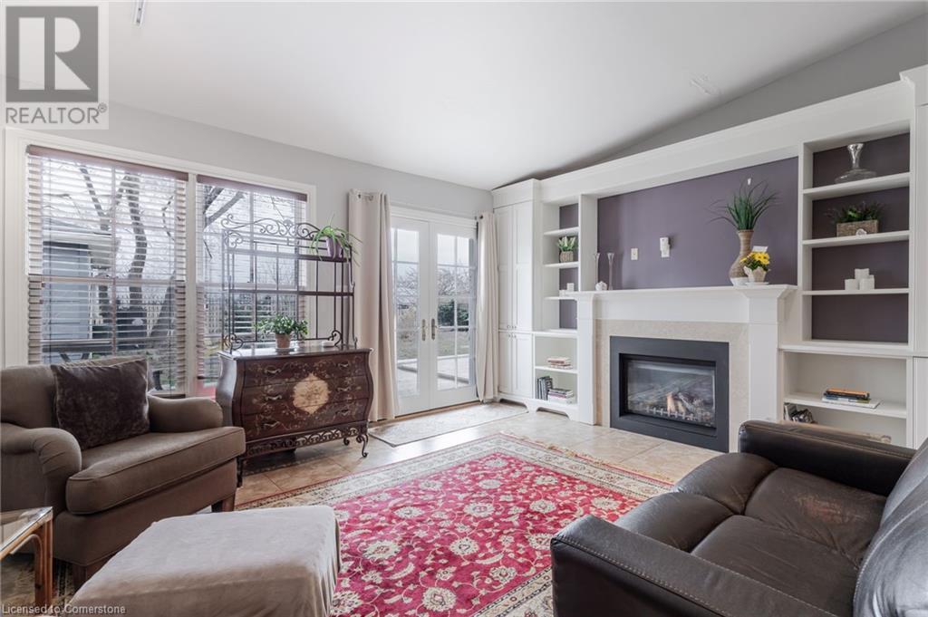 Photo 14 of 957 Beach Boulevard, Hamilton ON