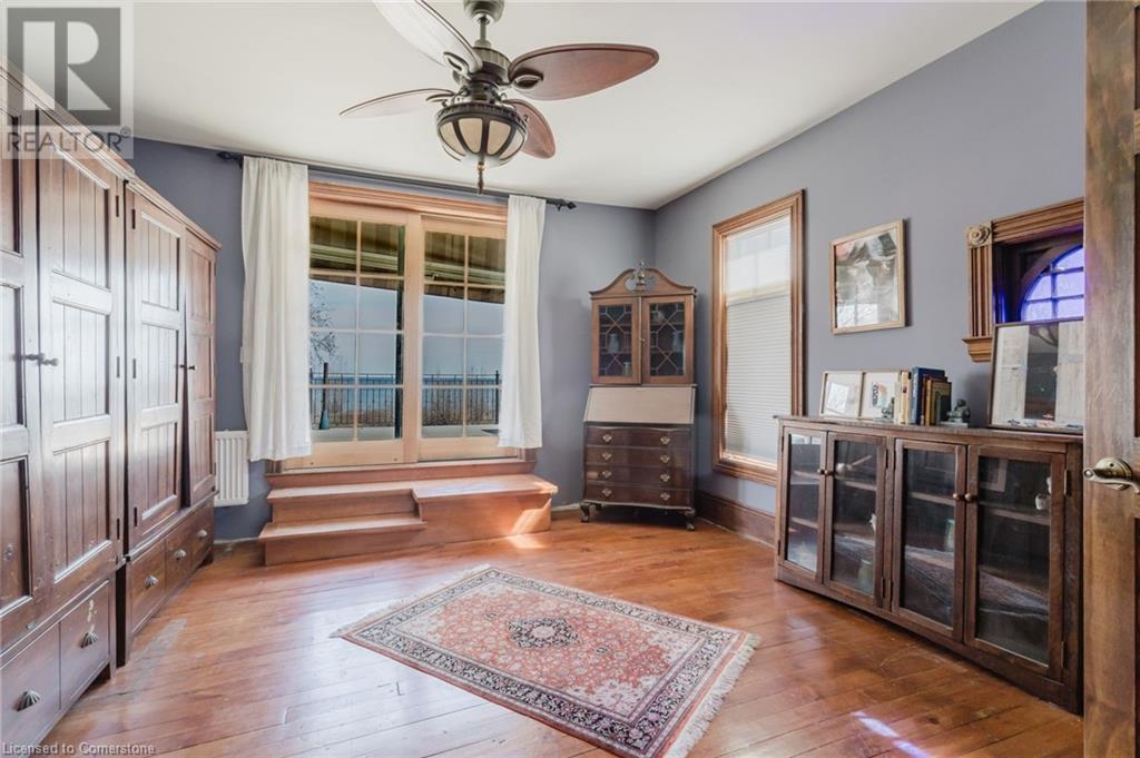 Photo 36 of 957 Beach Boulevard, Hamilton ON