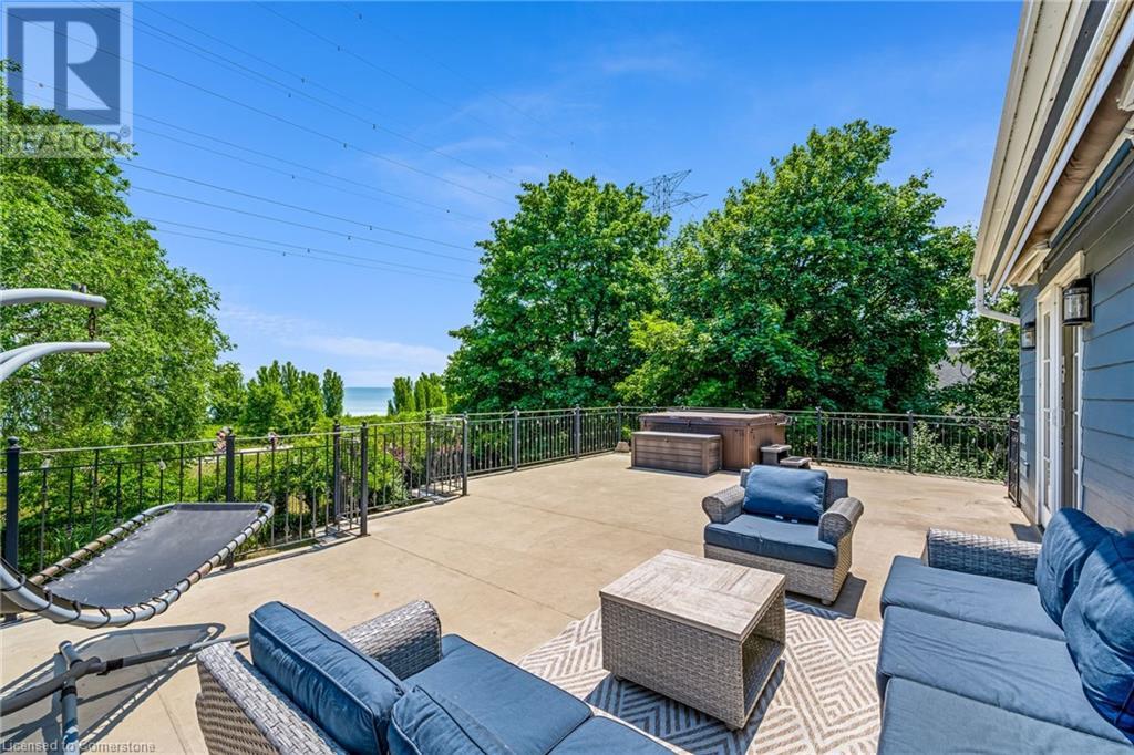 Photo 43 of 957 Beach Boulevard, Hamilton ON