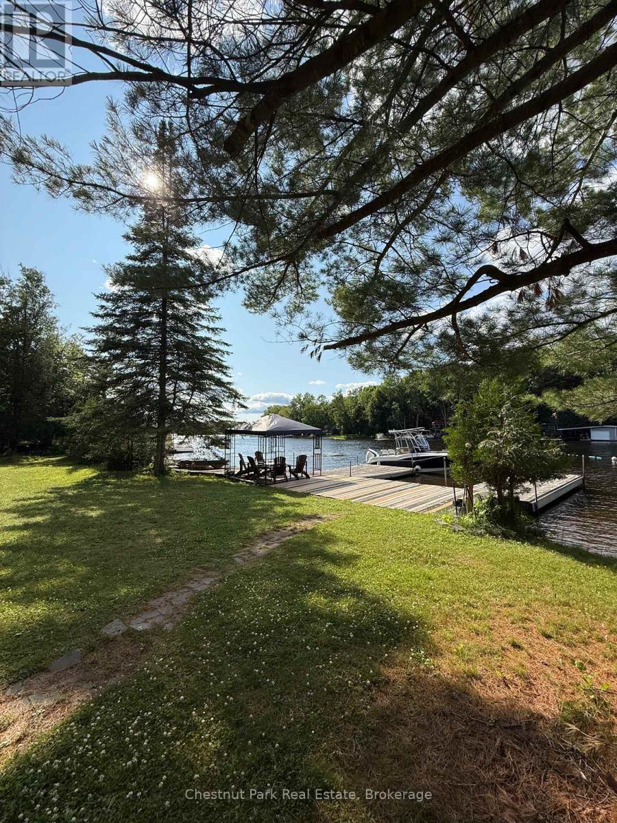 Photo 47 of 30 Mcvittie Island, Bracebridge ON