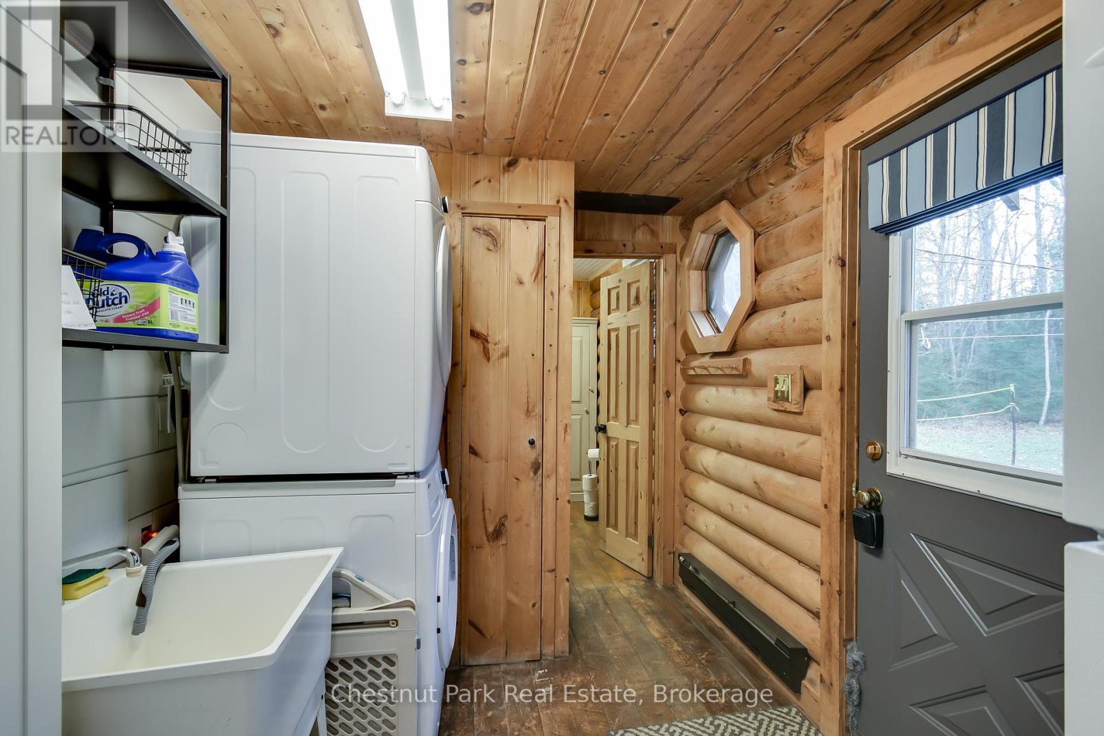 Photo 25 of 30 Mcvittie Island, Bracebridge ON