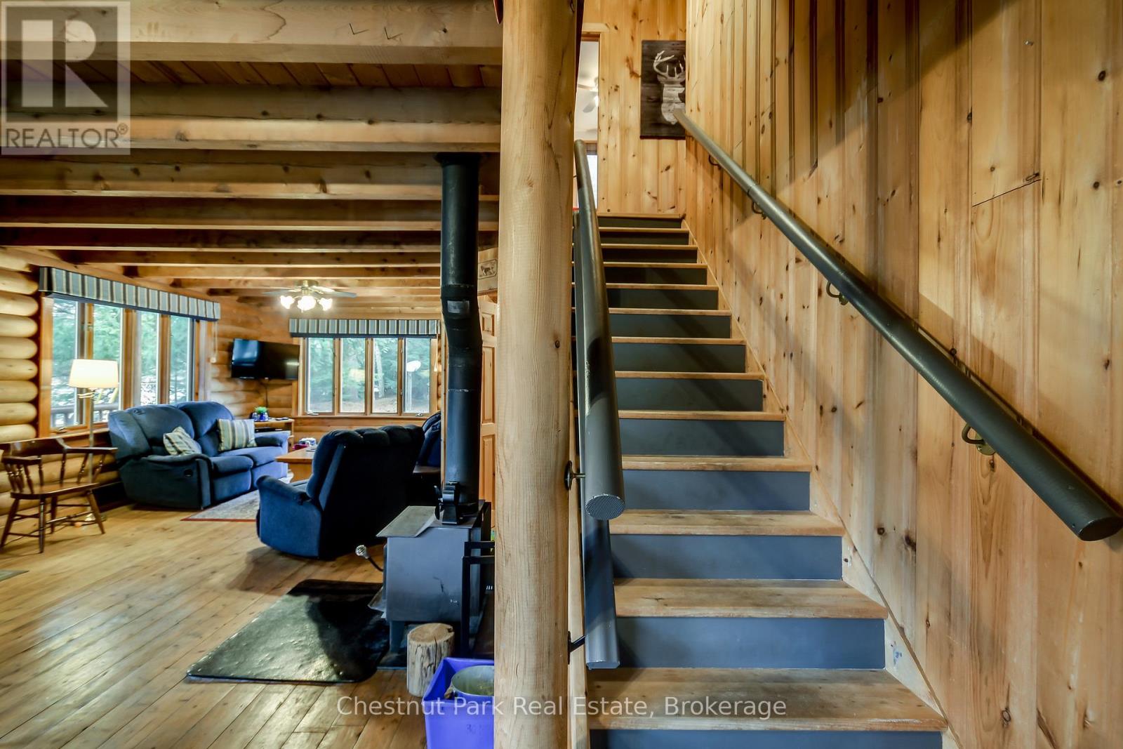 Photo 4 of 30 Mcvittie Island, Bracebridge ON