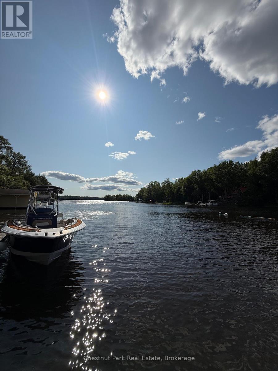 Photo 10 of 30 Mcvittie Island, Bracebridge ON