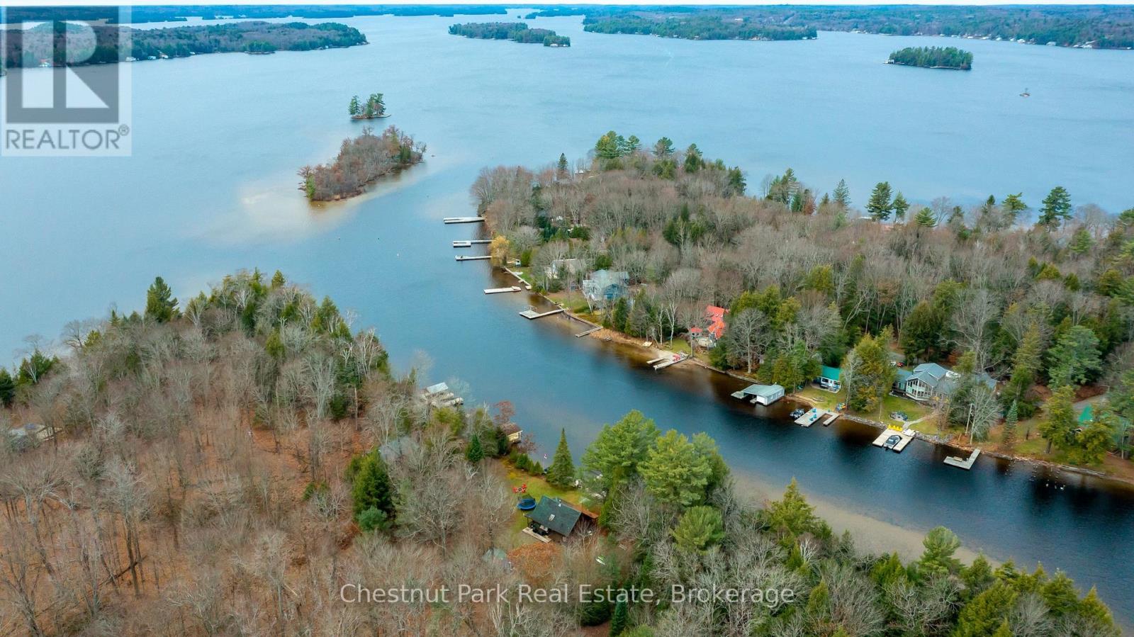 Photo 19 of 30 Mcvittie Island, Bracebridge ON