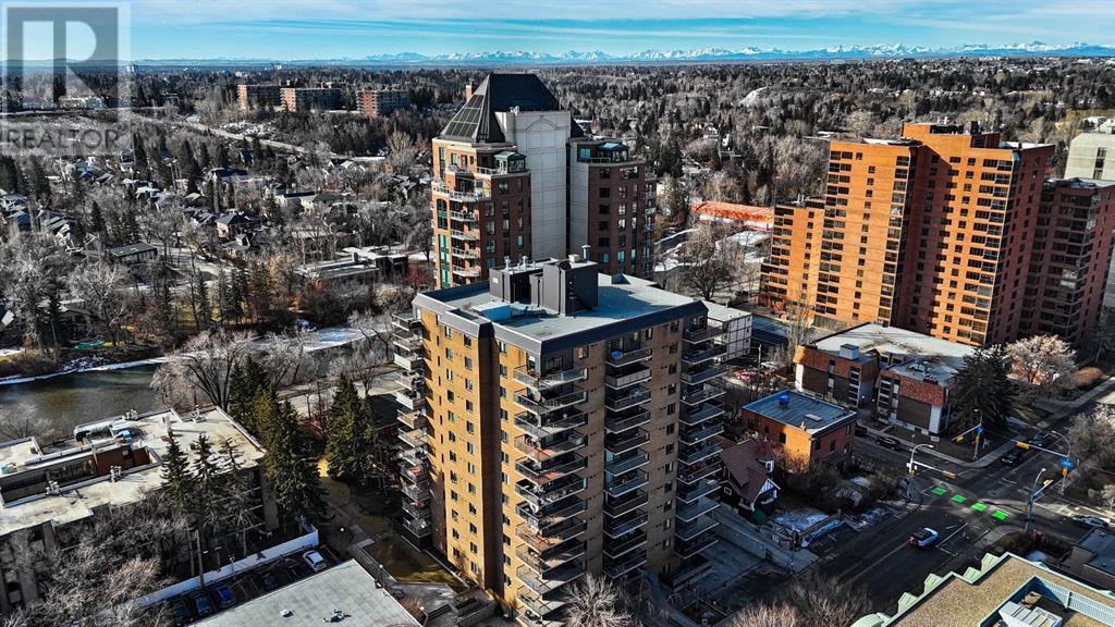 Single Family House for Sale in    Avenue SW Mission Calgary 