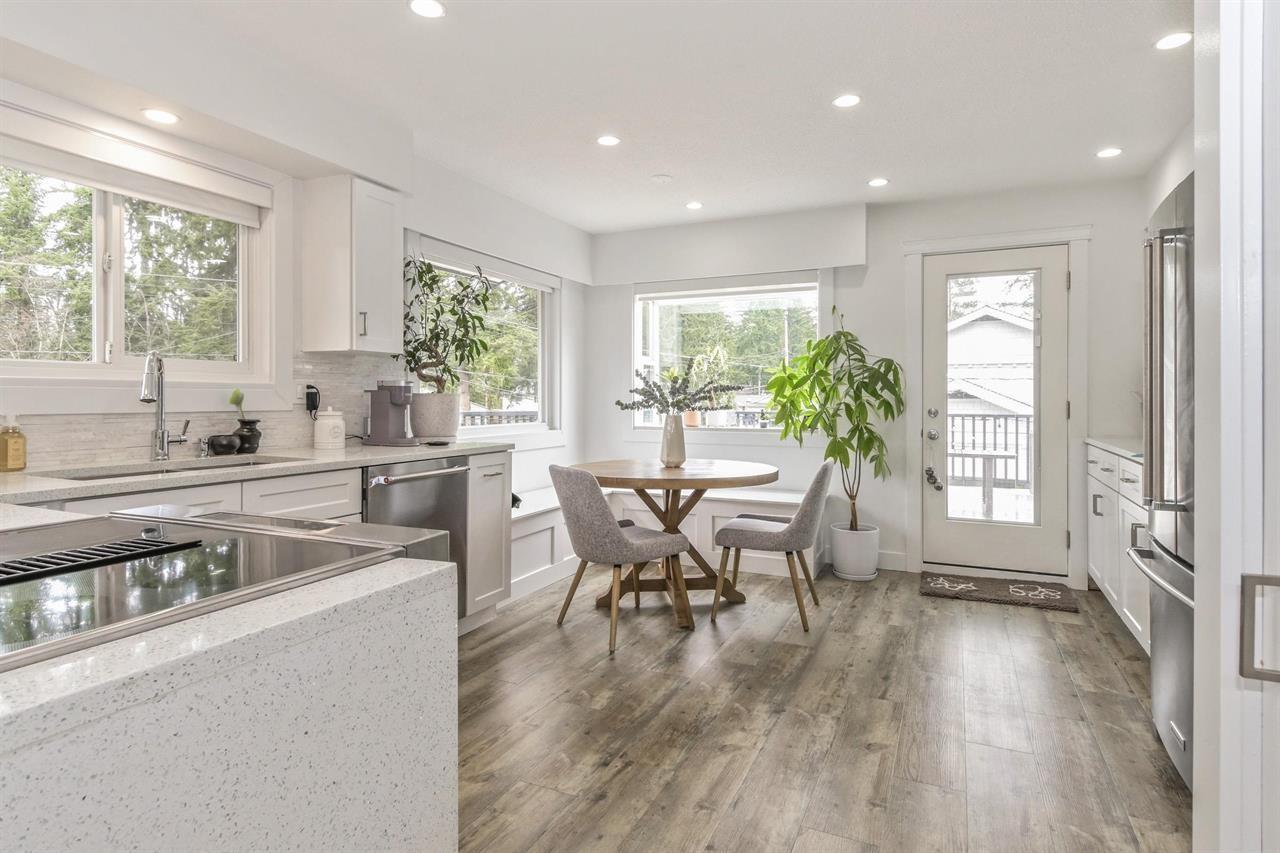 Photo 6 of 20334 38 A Avenue, Langley BC