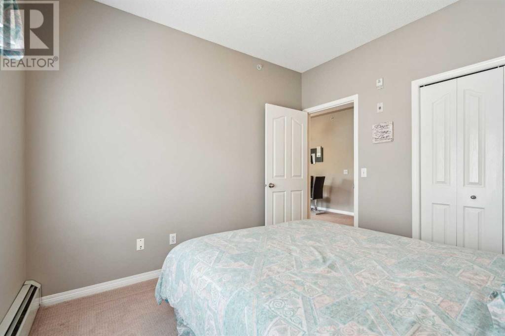 Single Family House for Sale in   Rocky Vista Park NW Rocky Ridge Calgary 