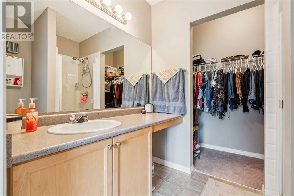 Single Family House for Sale in   Rocky Vista Park NW Rocky Ridge Calgary 