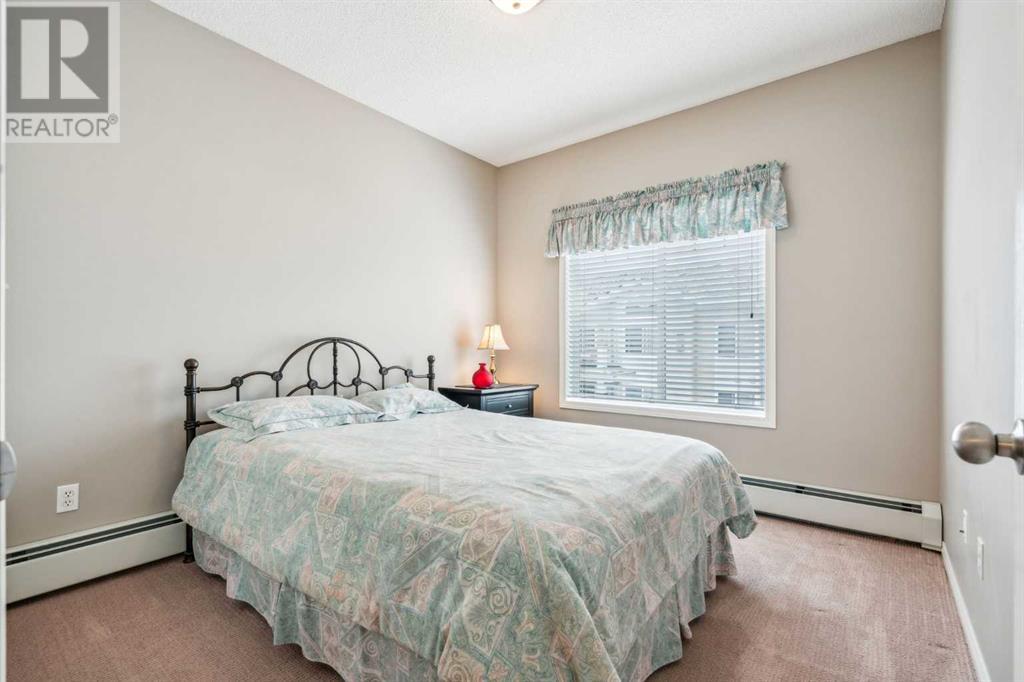 Single Family House for Sale in   Rocky Vista Park NW Rocky Ridge Calgary 