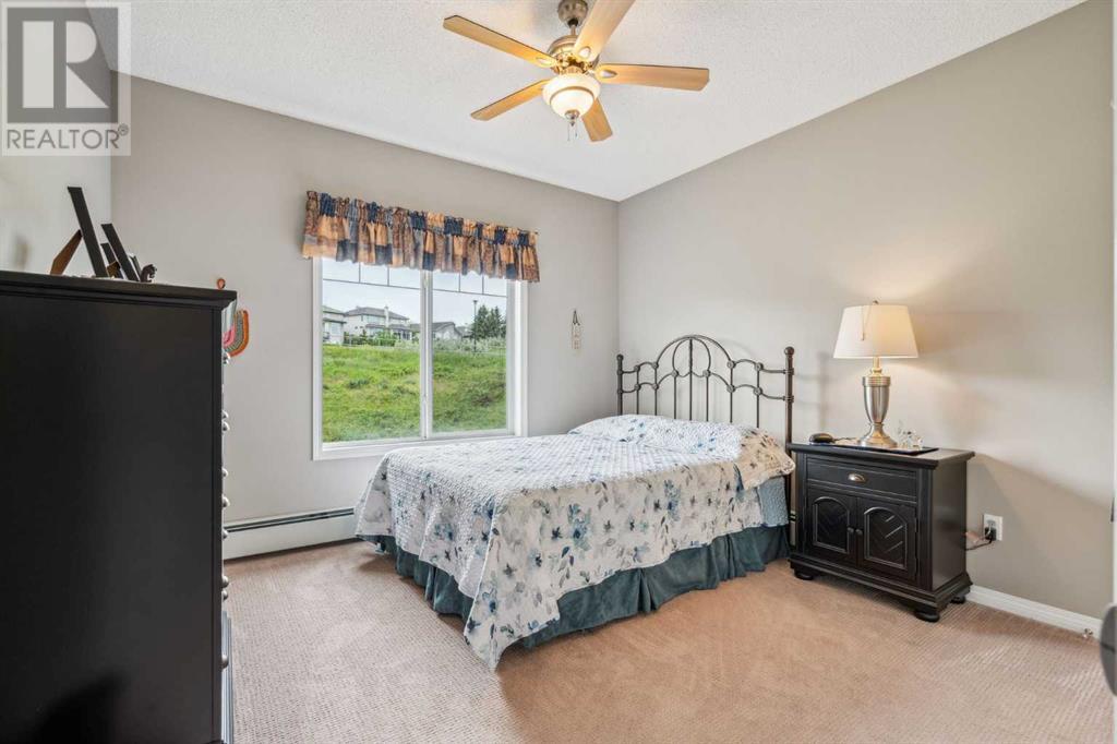 Single Family House for Sale in   Rocky Vista Park NW Rocky Ridge Calgary 