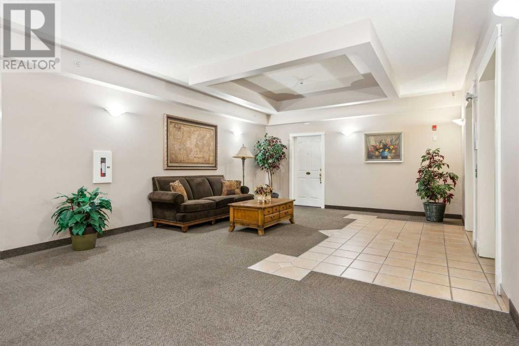 Single Family House for Sale in   Rocky Vista Park NW Rocky Ridge Calgary 