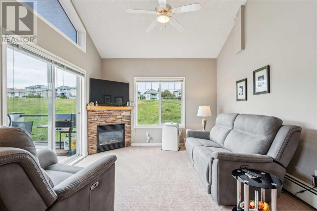 Single Family House for Sale in   Rocky Vista Park NW Rocky Ridge Calgary 