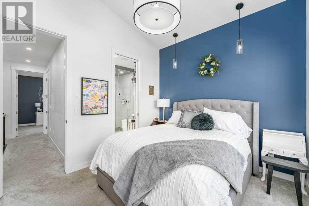 Single Family House for Sale in    Street SW Shaganappi Calgary 