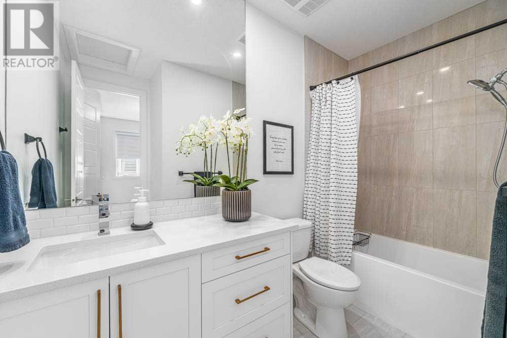 Single Family House for Sale in    Street SW Shaganappi Calgary 
