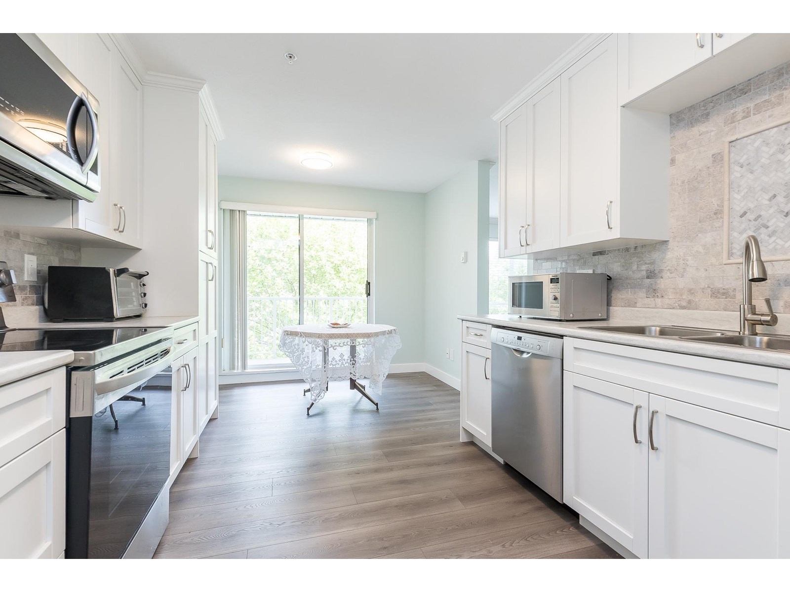 Photo 5 of 339 32830 George Ferguson Way, Abbotsford BC