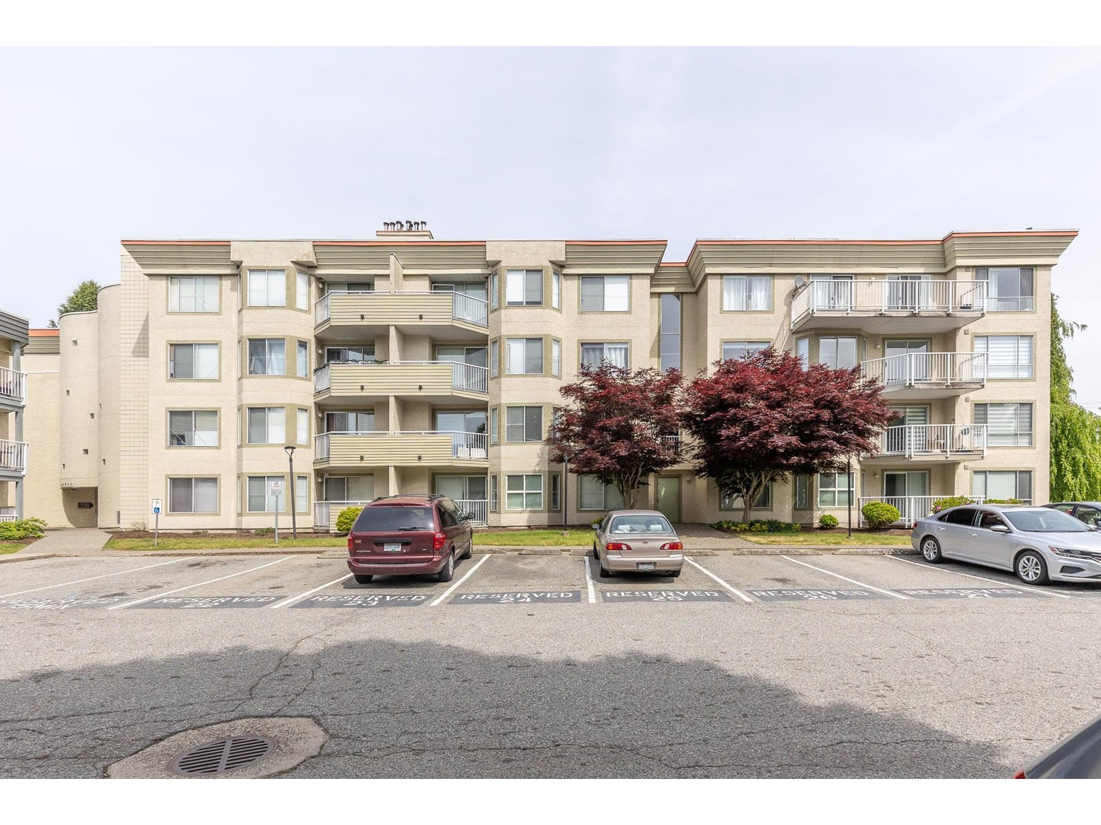 Photo 2 of 339 32830 George Ferguson Way, Abbotsford BC
