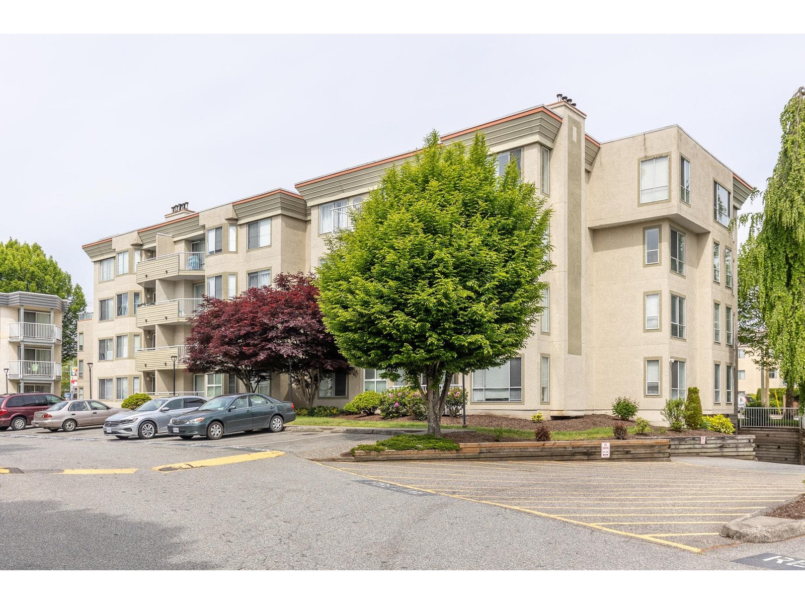 Photo 1 of 339 32830 George Ferguson Way, Abbotsford BC