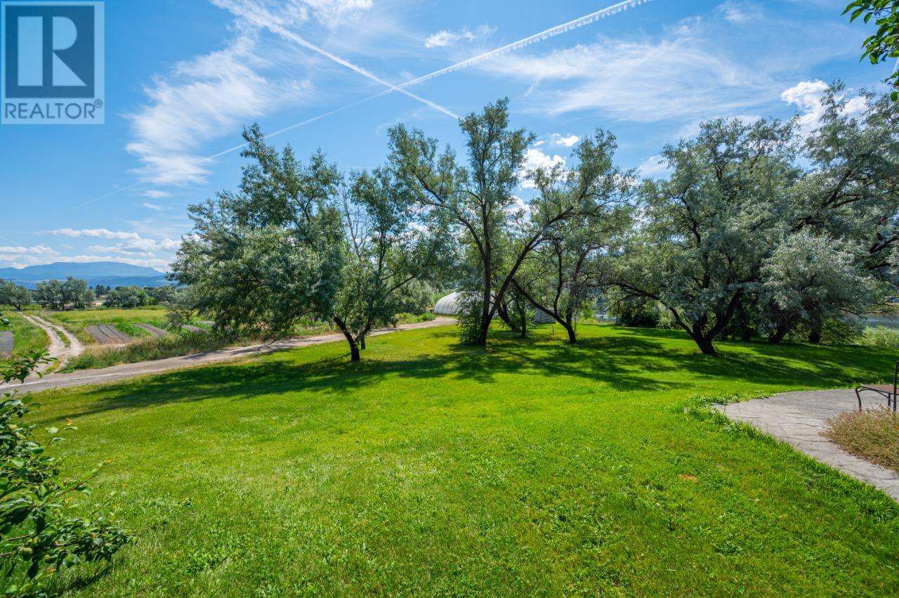 Photo 13 of 3390 Shuswap E Road, Kamloops BC