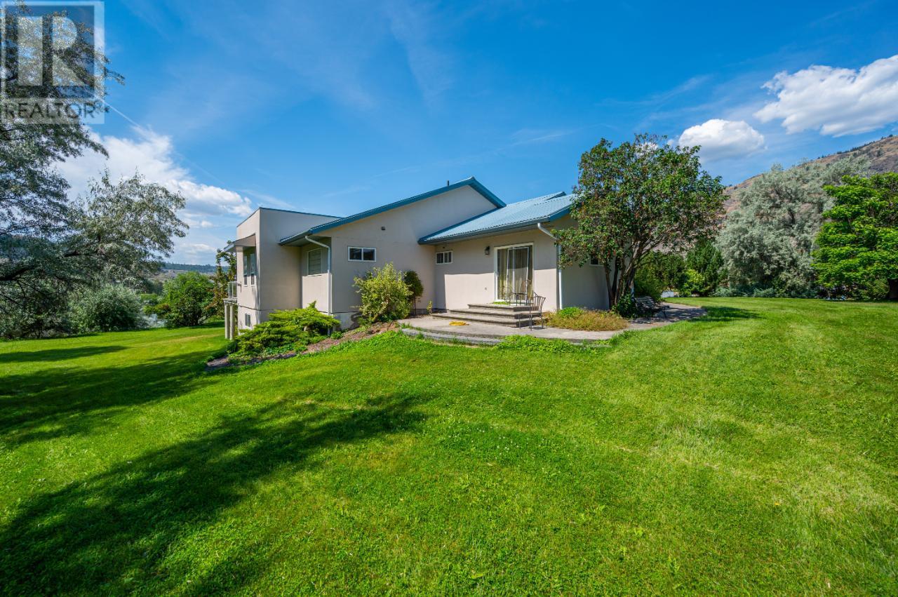 Photo 14 of 3390 Shuswap E Road, Kamloops BC