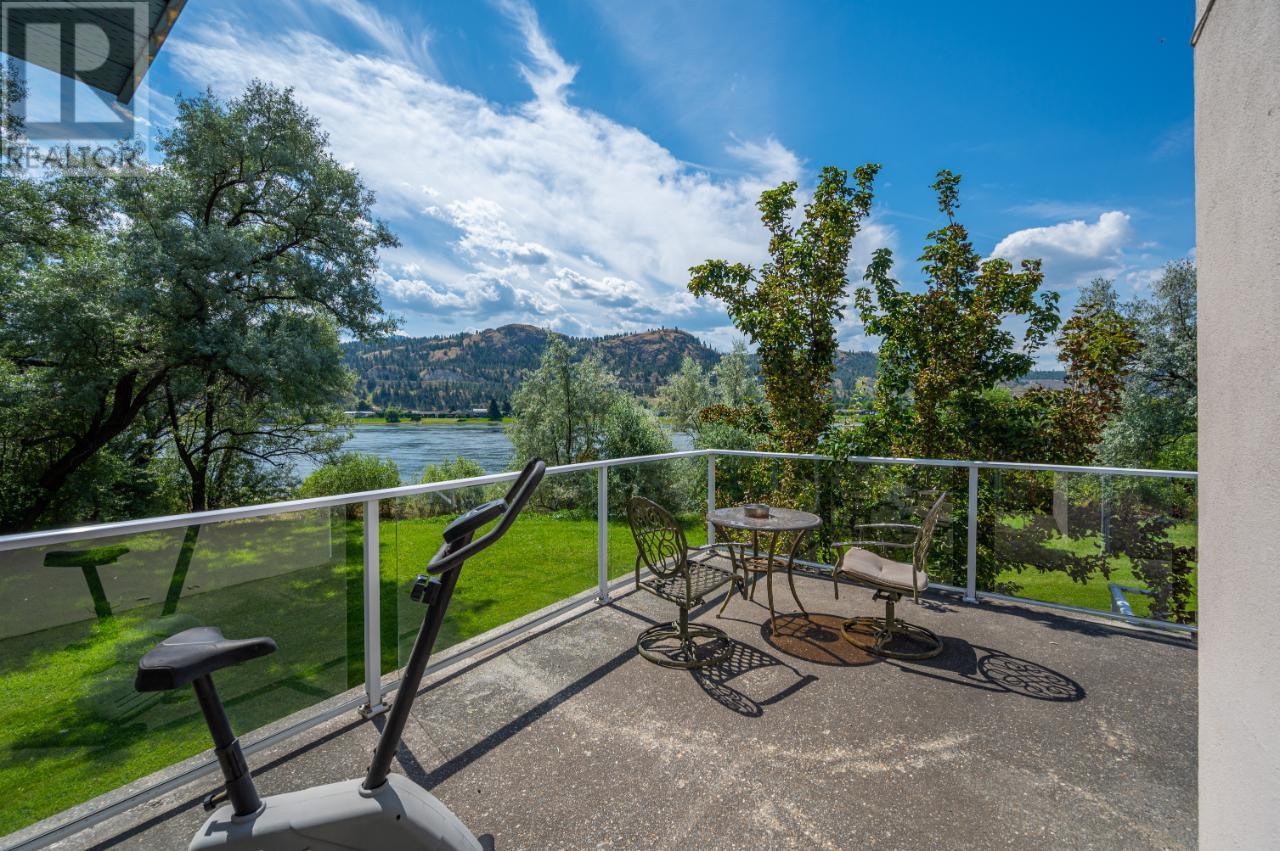 Photo 18 of 3390 Shuswap E Road, Kamloops BC