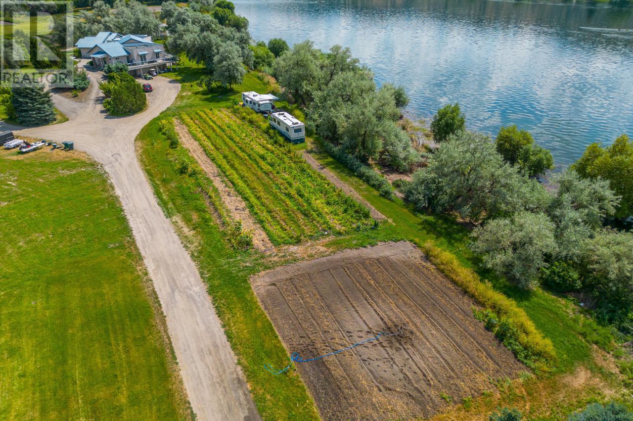Photo 25 of 3390 Shuswap E Road, Kamloops BC