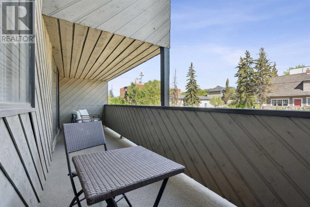 Single Family House for Sale in    Avenue SW South Calgary Calgary 