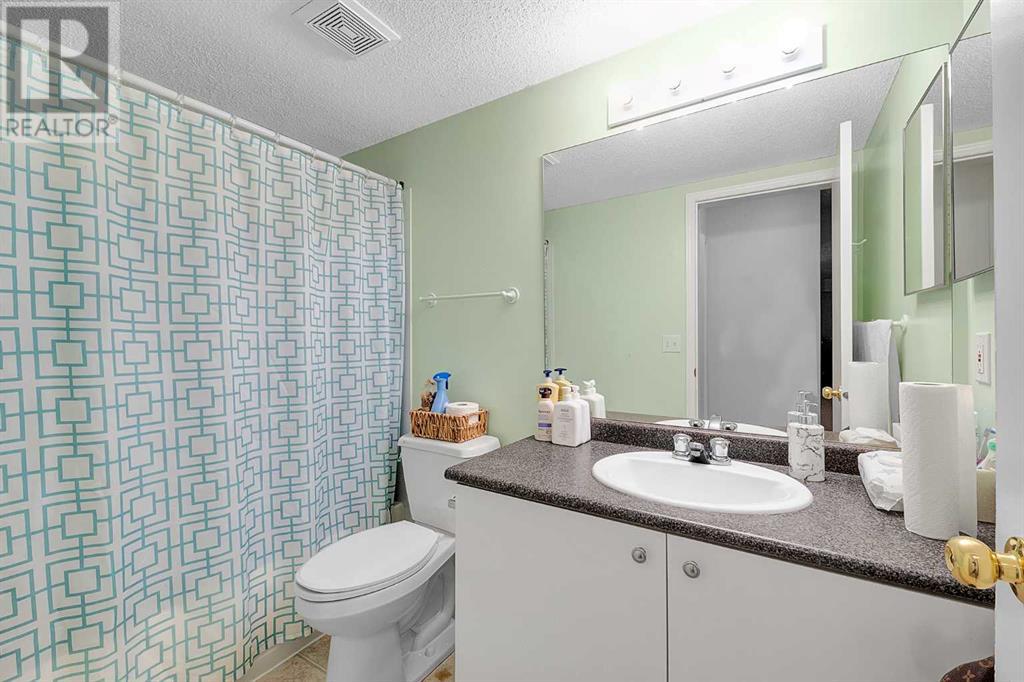 Single Family House for Sale in    Street NE Monterey Park Calgary 