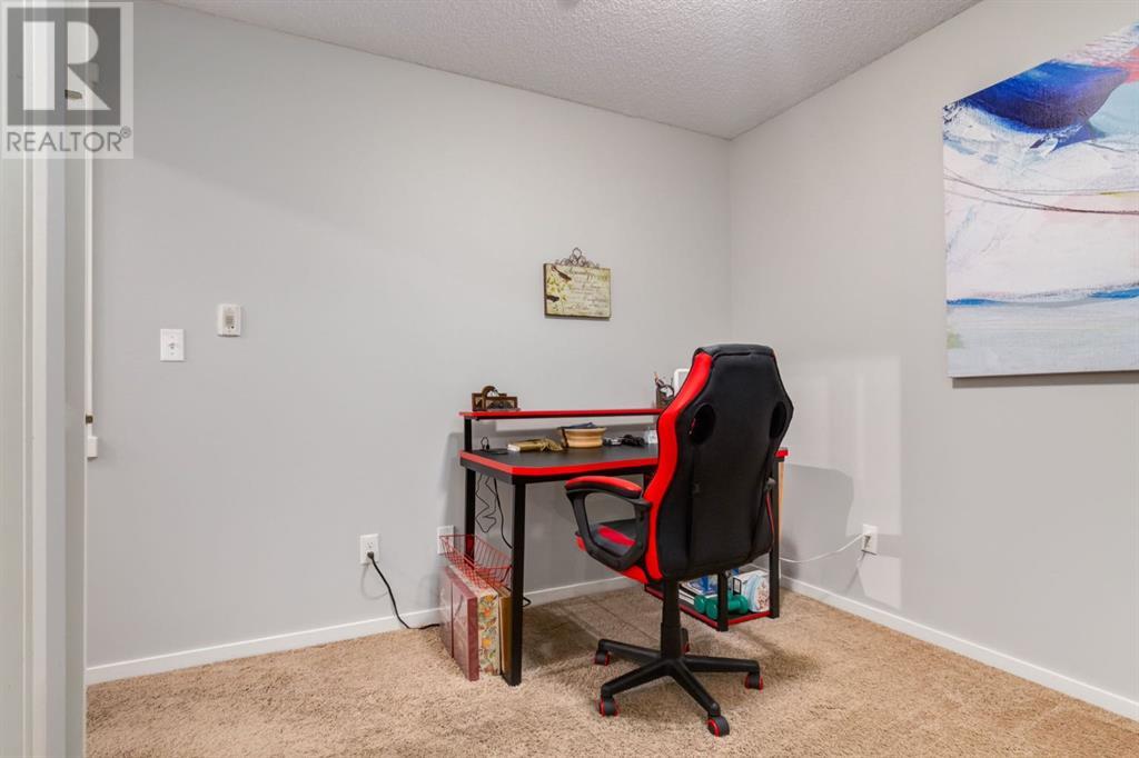 Single Family House for Sale in   Copperpond Common SE Copperfield Calgary 
